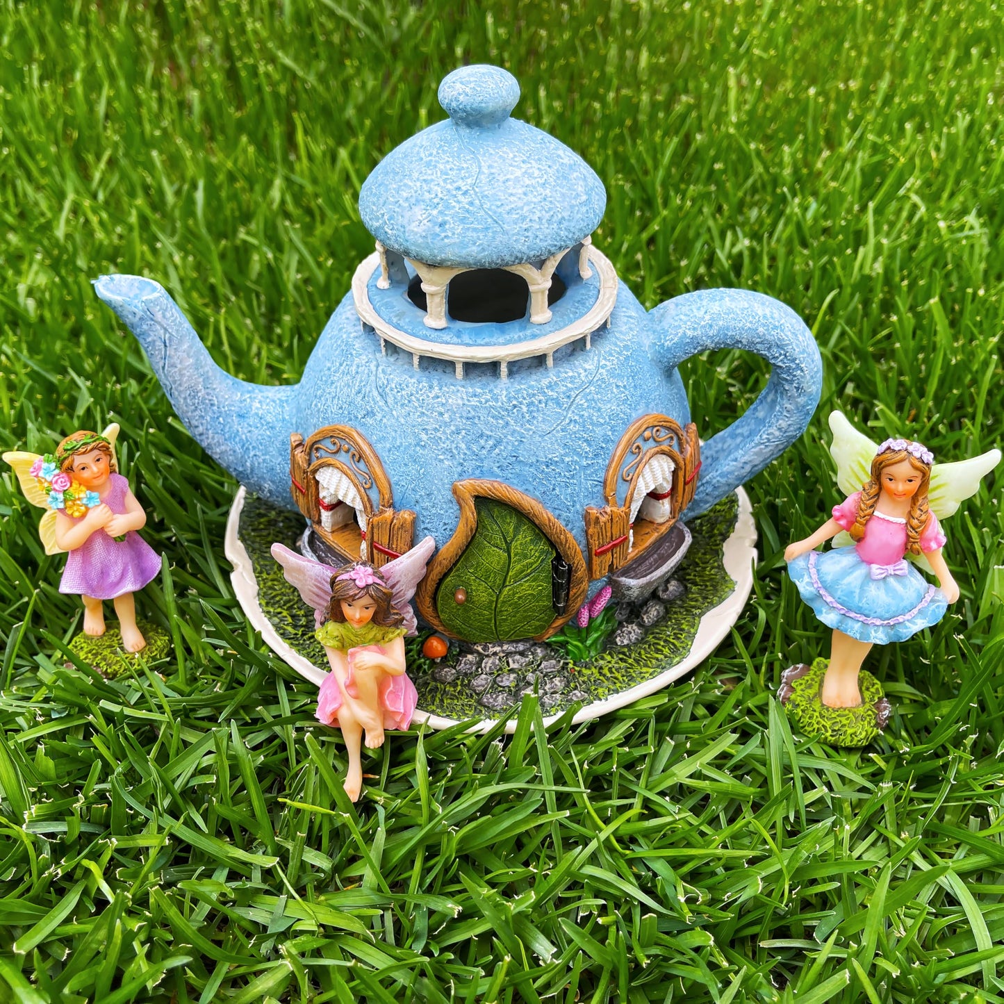 Mood Lab Fairy Garden Figurines - Teapot House Set (4 pcs) - 7.1" H Miniature Decorative House & Accessories - Outdoor & Indoor Garden Decor