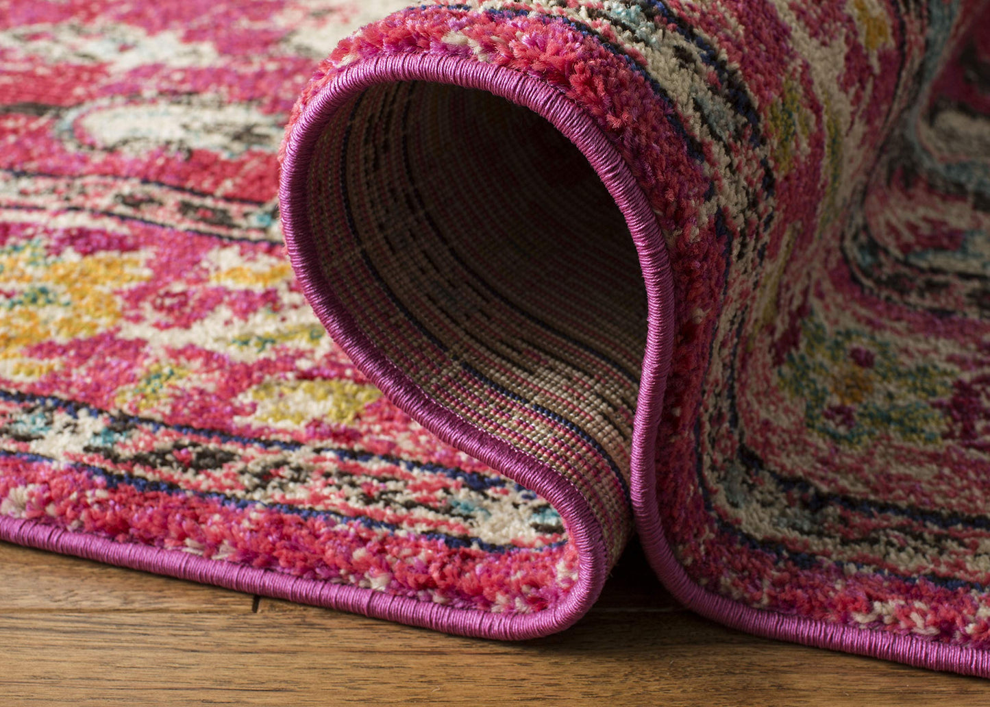 SAFAVIEH Monaco Collection Area Rug - 3' x 5', Pink & Multi, Non-Shedding & Easy to Clean, Distressed Medallion Design, Ideal for Living Room, Bedroom, Dining Space (MNC243D)