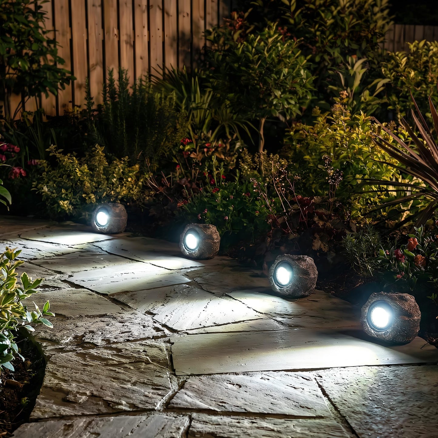 Solar Rock Lights Outdoor – 2 Pack Waterproof LED Landscape Garden Spotlights, Realistic Stone Design, Wireless Solar Powered Pathway Lights for Yard, Walkway, Patio & Lawn Decoration (Auto On/Off)