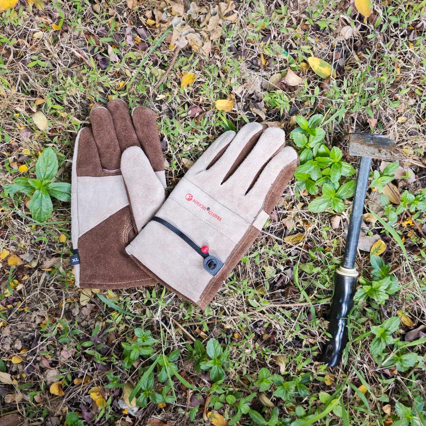AOUCHI Leather Gardening Gloves for Men, Work Gloves for Welding, Construction, Chainsaw, Farm, Ranch, Yard Work, Abrasion Resistant, Cactus Thorn Proof (Brown, Large)