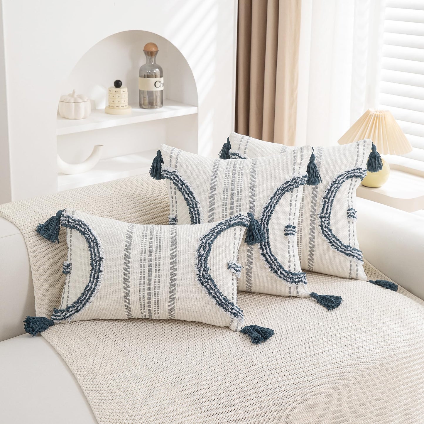 Boho Throw Pillow Covers 18x18 Set of 2 Cotton Woven Tufted Farmhouse Pillows Covers with Tassels Outdoor Neutral Navy Decorative Pillowcases Square Textured Accent Cushion Cases for Couch Bed Sofa