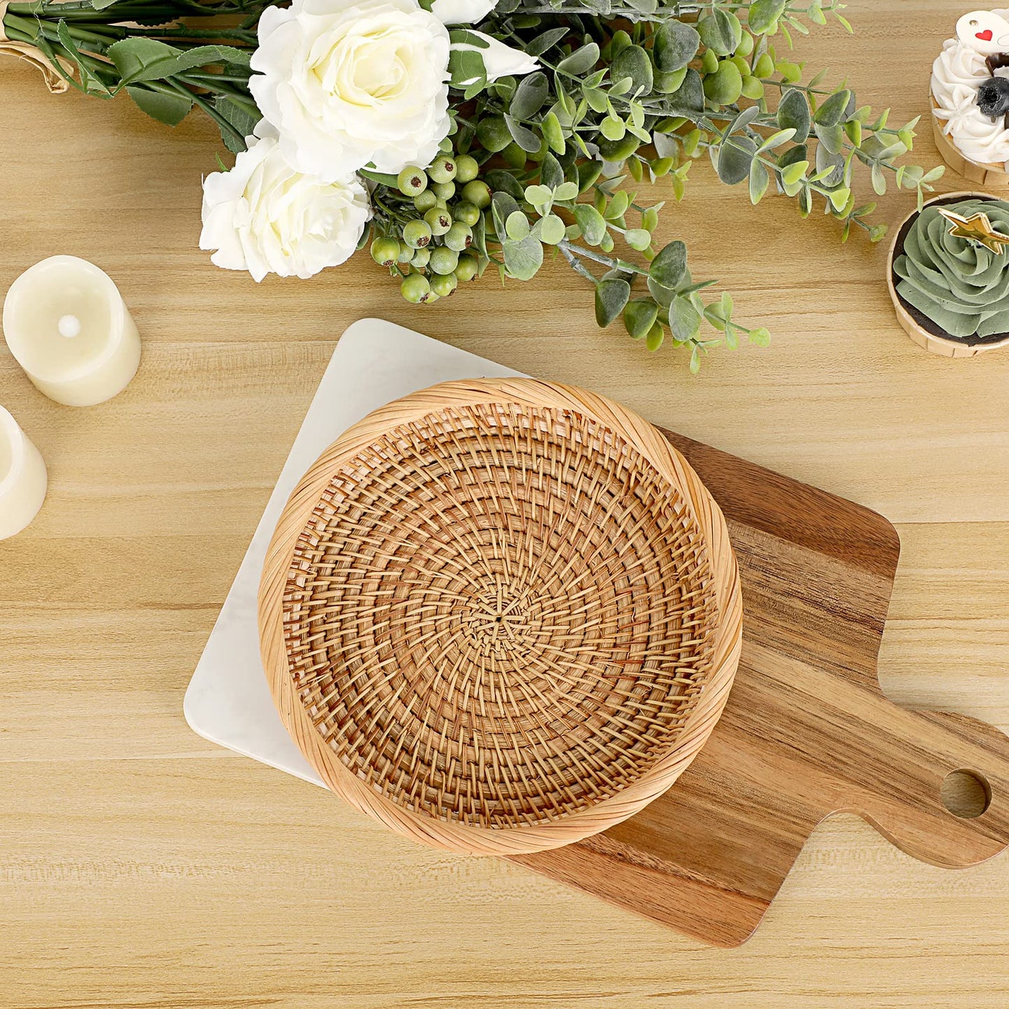 Hipiwe Small Woven Wicker Basket - 7.6" Round Entryway Organizer for Keys, Wallet, Cell Phone & Snacks