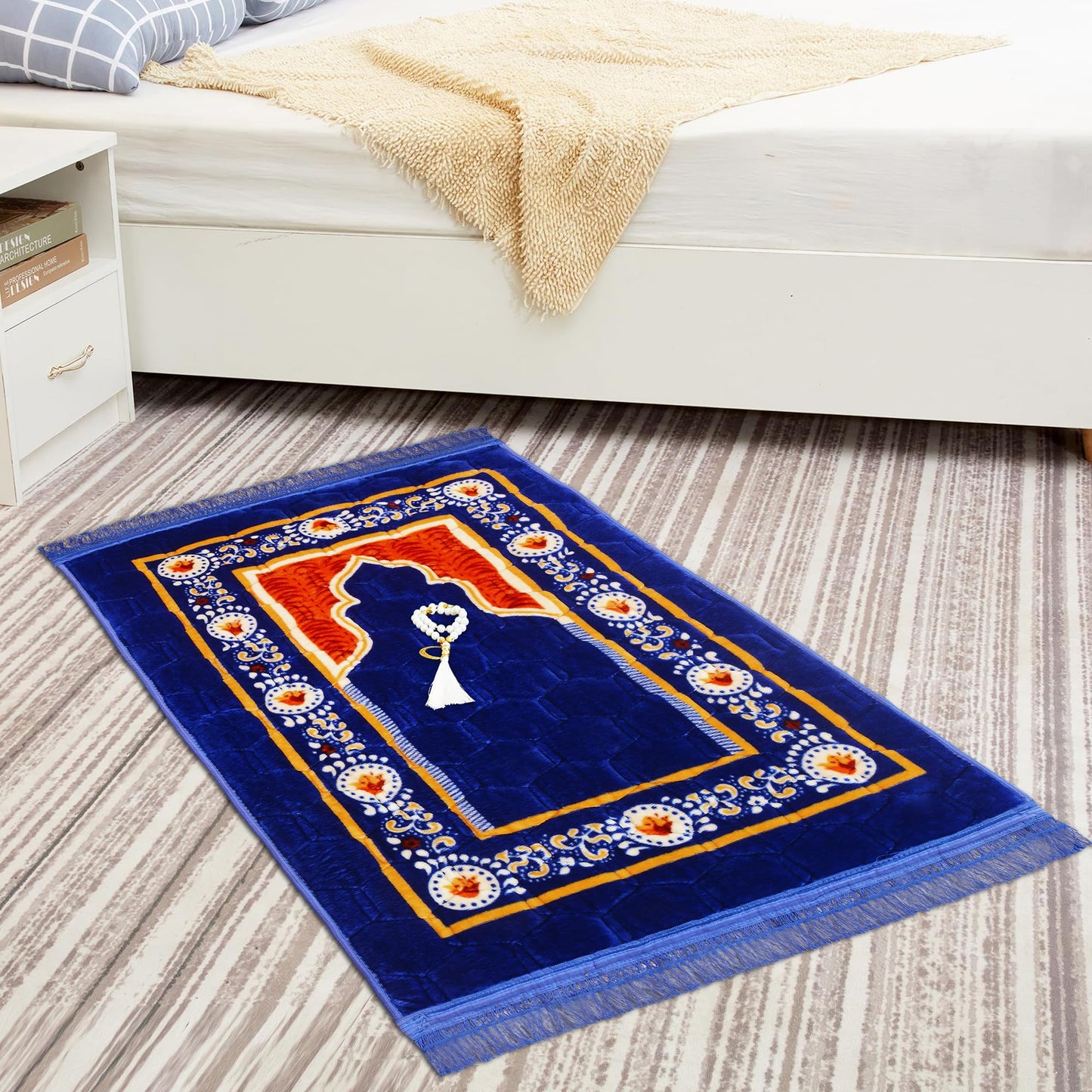 YAZEIN Prayer Rug Muslim Mat Islamic - Padded Very Thick Prayer Rug Sajadah for Men Women with Islam Prayer Beads, Soft and Luxury (31.5" x 47.2", Royal Blue)