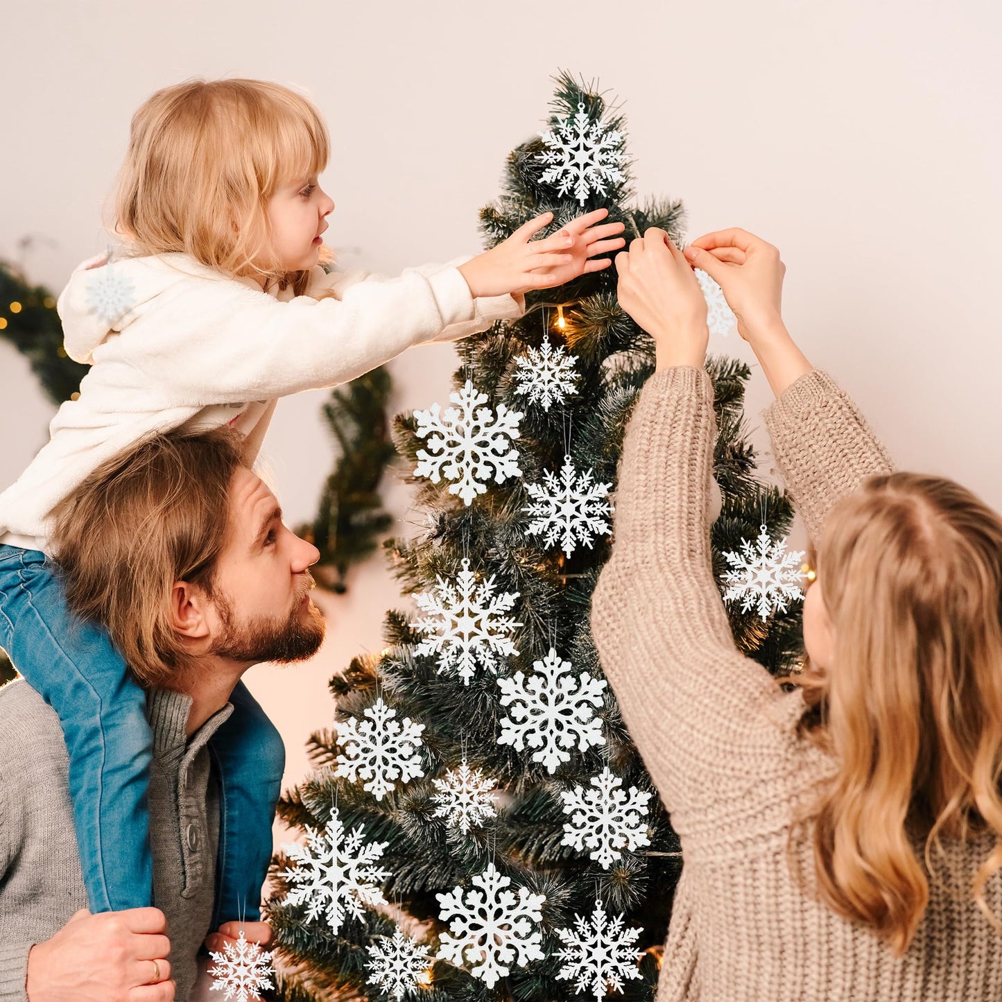 24PCS Snowflake Ornaments, Christmas White Snowflakes Tree Decorations, Plastic Glitter Snow Flakes Decorating Hanging, Xmas Tree Ornaments Indoor Ceiling Fireplace Winter Wonderland Decor