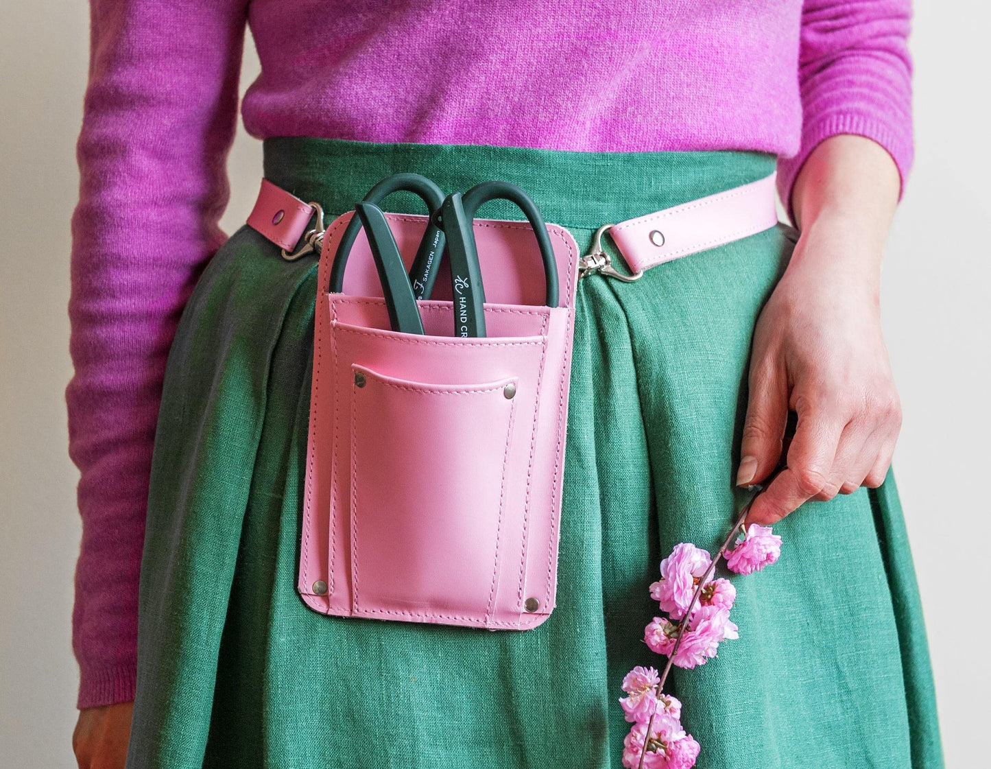 Leather Garden Tool Belt For Women - Pink Gardening Belt - Handmade Florist Tools - Gardner Belt - Best Gifts For Gardeners - Gardening Tool Belt - Florist Apron - Garden Belt For Women