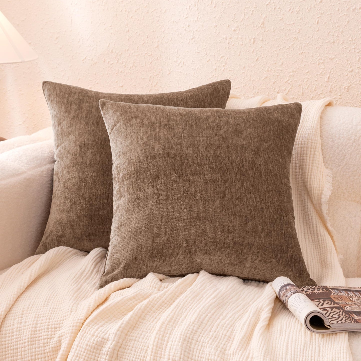 Amazon Basics Chenille Throw Pillow Covers, Home Decor Cushion Cover for Bedroom Living Room Couch Bed, 20" W × 20" L, Brown