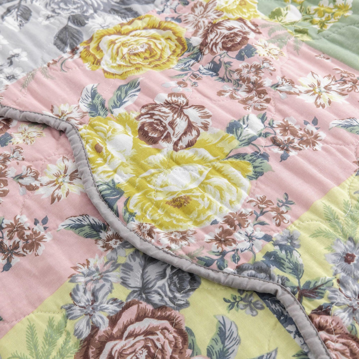 Greenland Home Emma Patchwork Floral Print Quilted Throw Blanket, 60x50-inch, Gray