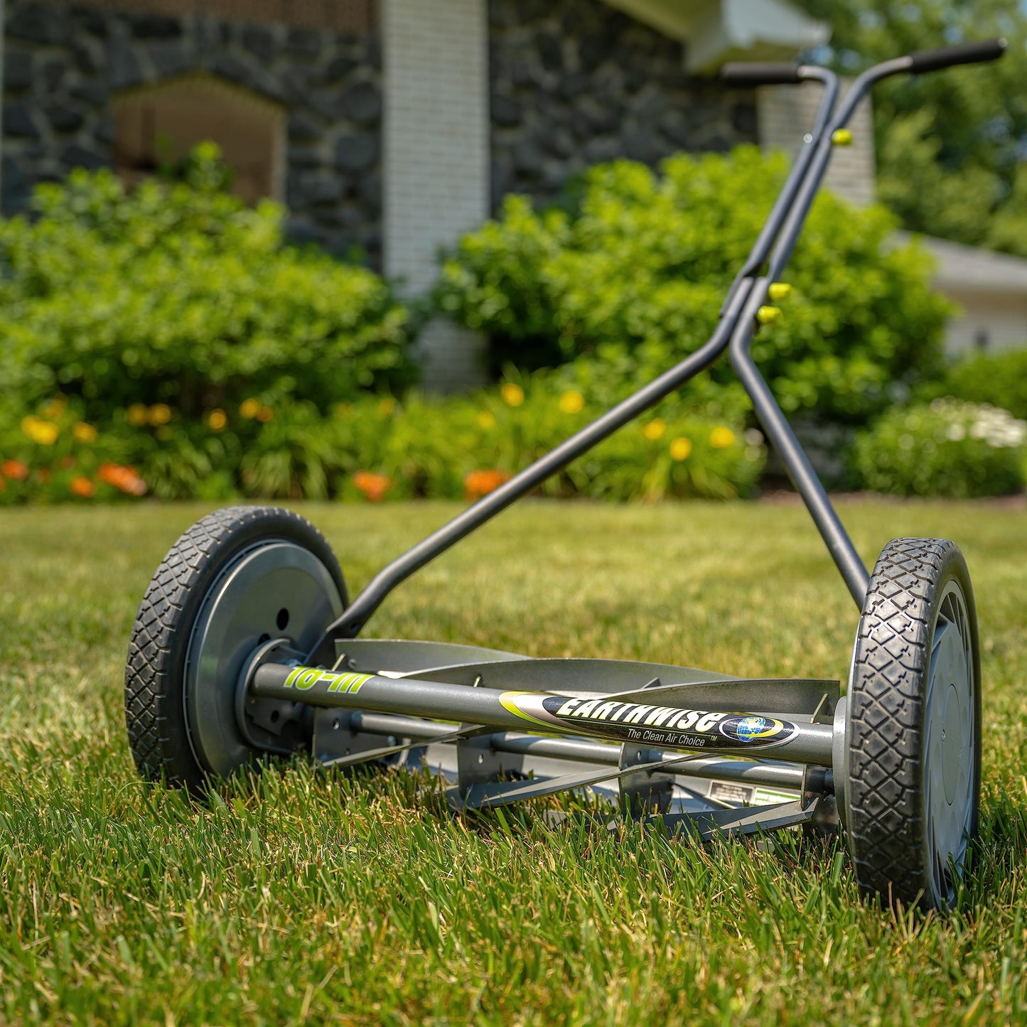 Earthwise 1715-16EW 16-Inch 7-Blade Push Reel Lawn Mower, Grey