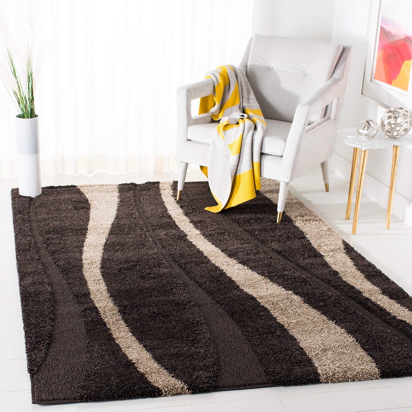 SAFAVIEH Florida Shag Collection Accent Rug - 3'3" x 5'3", Dark Brown & Beige, Non-Shedding & Easy Care, 1.2-inch Thick Ideal for High Traffic Areas in Entryway, Living Room, Bedroom (SG451-2813)