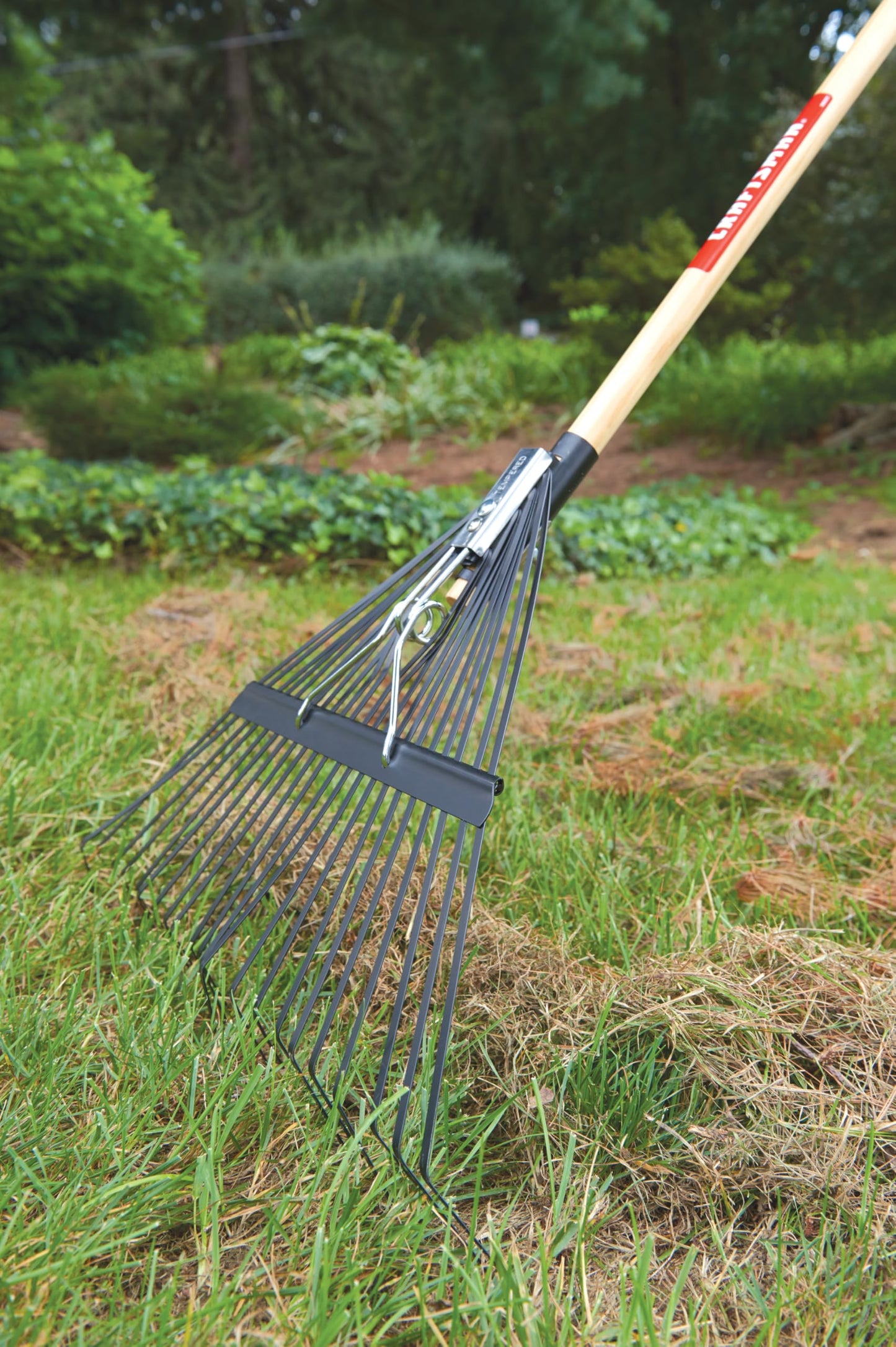 Craftsman 22-Tine Wood Handle Lawn Rake