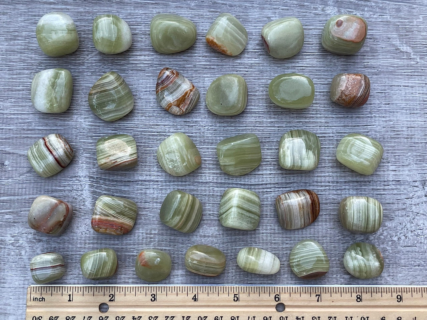GAF TREASURES 5 Pcs Green Onyx Tumbled Stones, Polished Green Onyx Gemstone, Green Onyx Healing Crystals (Green Onyx)