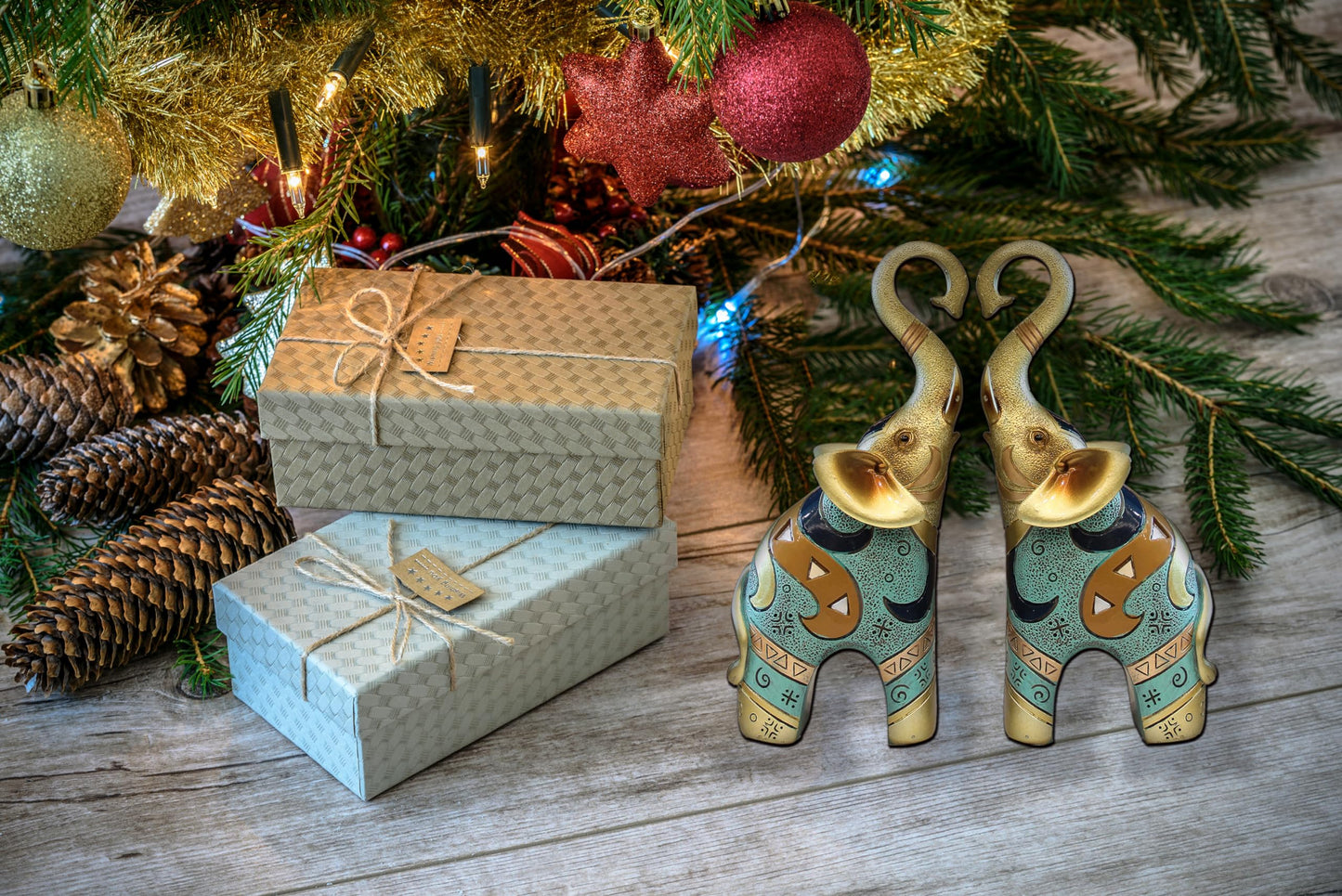 sugutee Good Luck Elephant Decor for Home, Large Gold Elephant Statue, Small Elephant Figurines and Statues (1 Pcs Small)