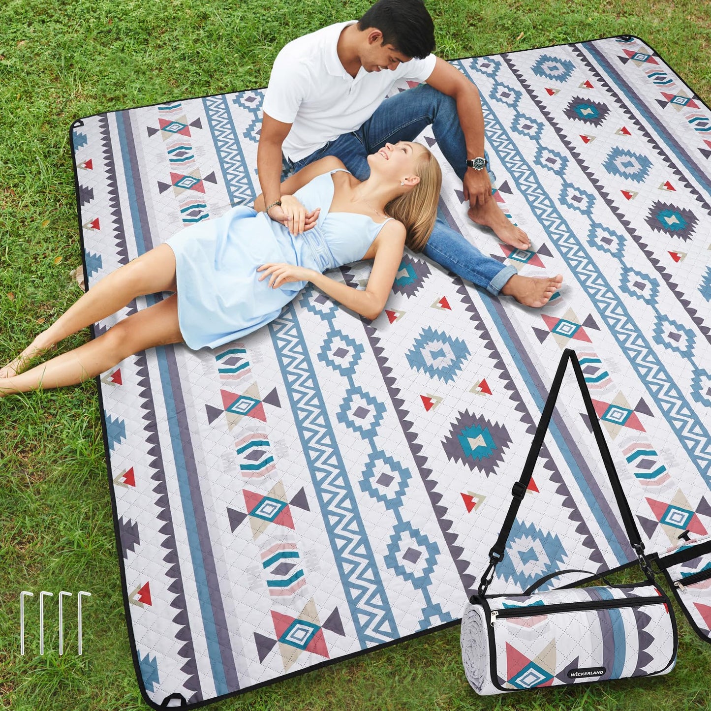 WICKERLAND Picnic Blankets Extra Large - Beach Blanket Waterproof Sandproof with Shoulder Strap, Machine Washable, Outdoor Blanket with Stakes for Grass Concert, Park, Lawn,Travel,Spring Summer. Navy