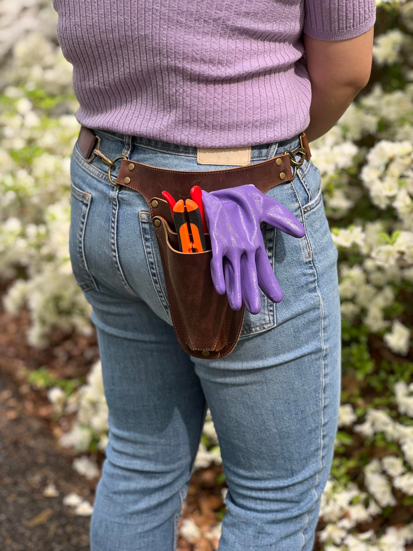 Garden Tool Belt, Handmade Premium Leather with Pouches Pockets Holster for Women & Men, Gardeners, Florists, Electrician, Carpenter, Flower Farmer, Landscaper, Construction (Small Size)