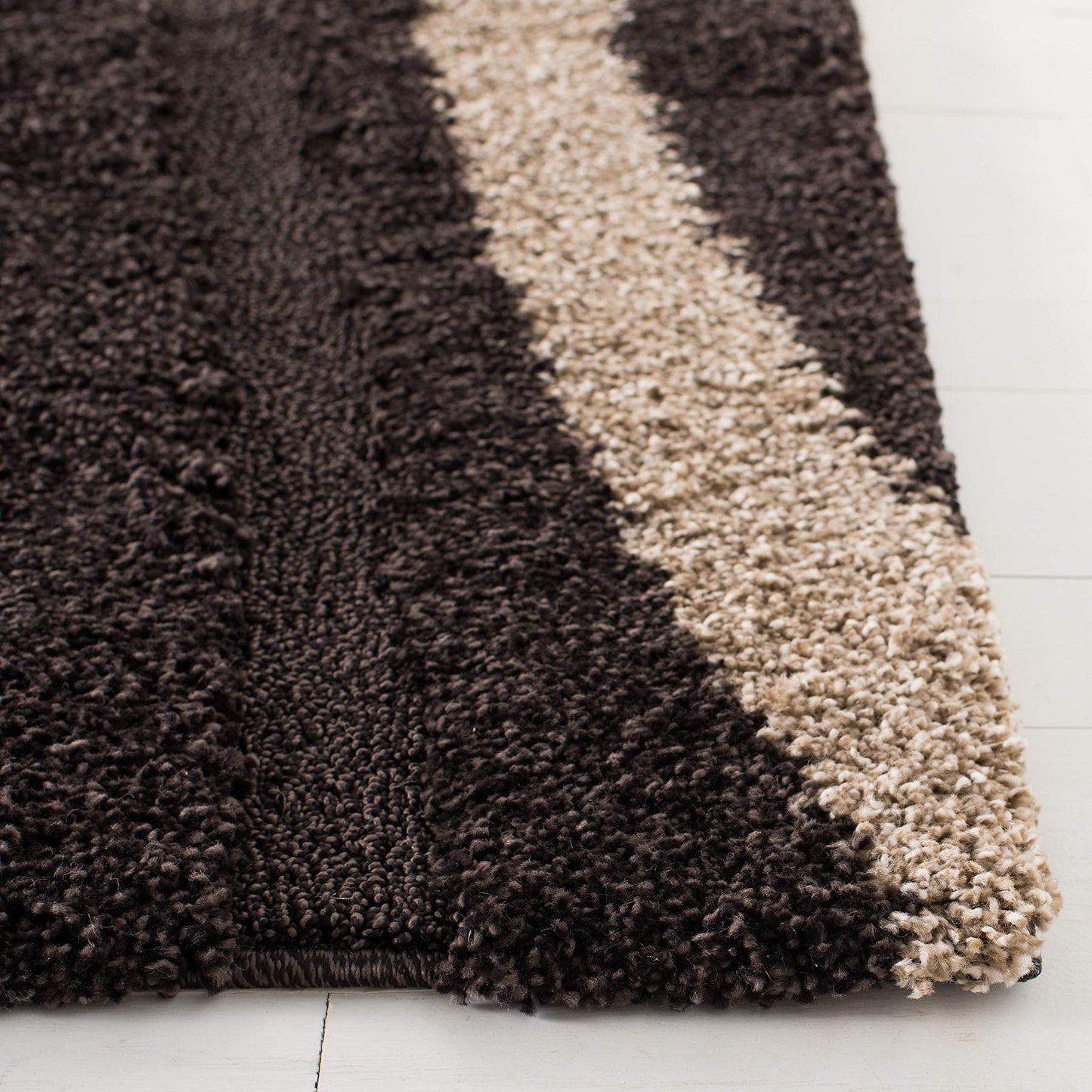 SAFAVIEH Florida Shag Collection Accent Rug - 3'3" x 5'3", Dark Brown & Beige, Non-Shedding & Easy Care, 1.2-inch Thick Ideal for High Traffic Areas in Entryway, Living Room, Bedroom (SG451-2813)
