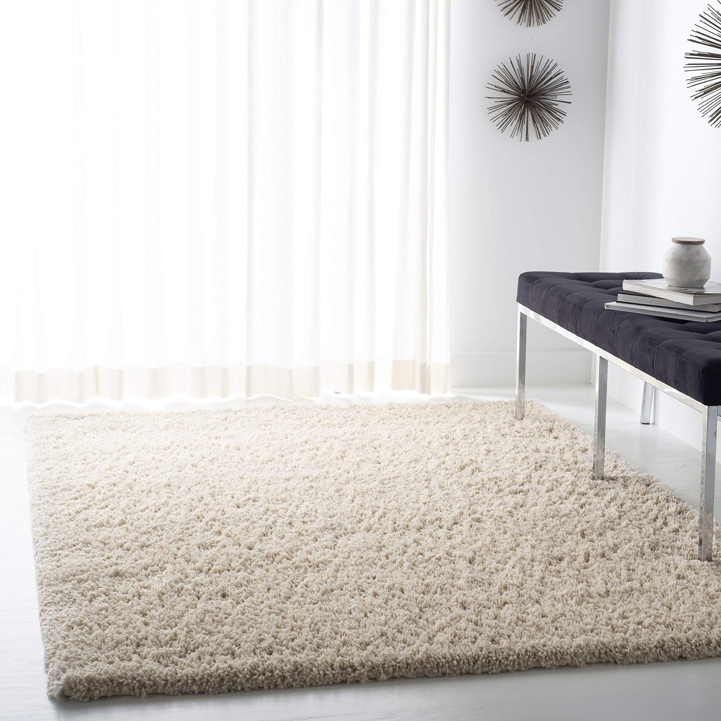 SAFAVIEH Fontana Shag Collection Accent Rug - 4' x 6', Creme, Solid Design, Non-Shedding & Easy Care, 2-inch Thick Ideal for High Traffic Areas in Entryway, Living Room, Bedroom (FNT800B)