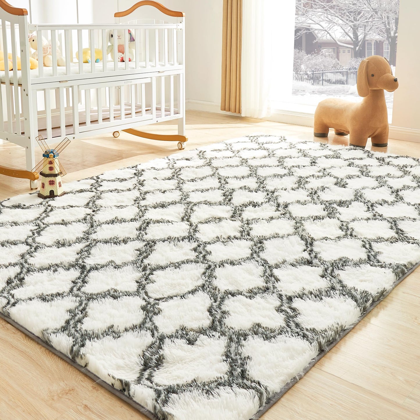 Litanika 4x6 Geometric Shag Area Rug for Bedroom, White and Grey High Pile Ultra Soft Plush Shaggy Furry Bedside Playroom Dorm Carpet, Non-Slip, Non-Shedding Indoor Floor Rug
