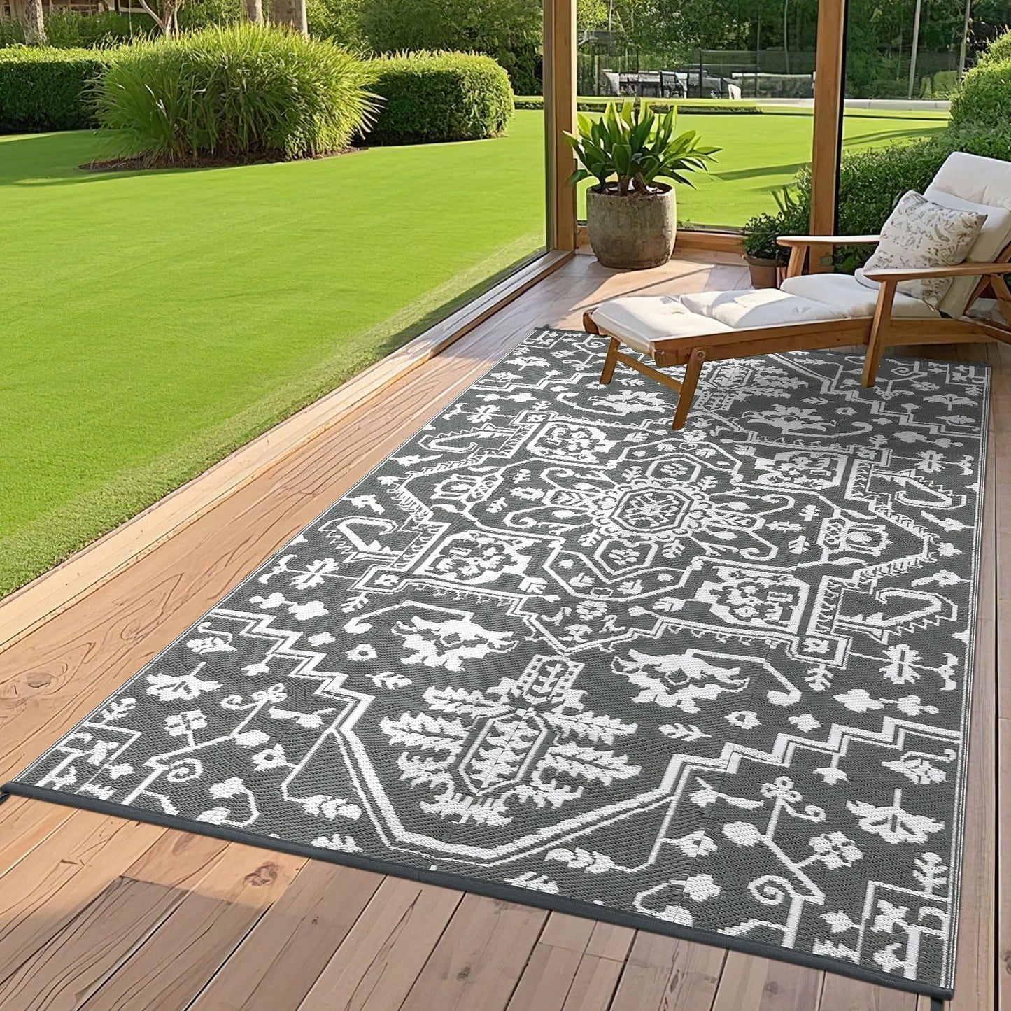 Jojoka Waterproof Reversible Outdoor Rug, Durable Plastic Straw Medallion Mat, UV-Resistant Easy Clean All-Weather Carpet for Patio, Backyard, Porch, Deck, Camping & RV