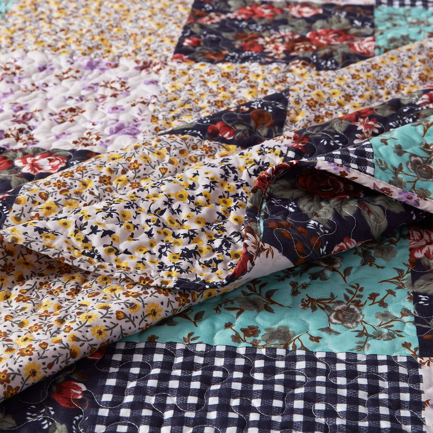 SunStyle Home Patchwork Quilt King Size, Soft Durable Quilted Bedspread Lightweight Comforter Reversible Boho Printed Bed Coverlet Blanket King Quilt Bedding Set with Pillow Shams for All Season 3Pcs