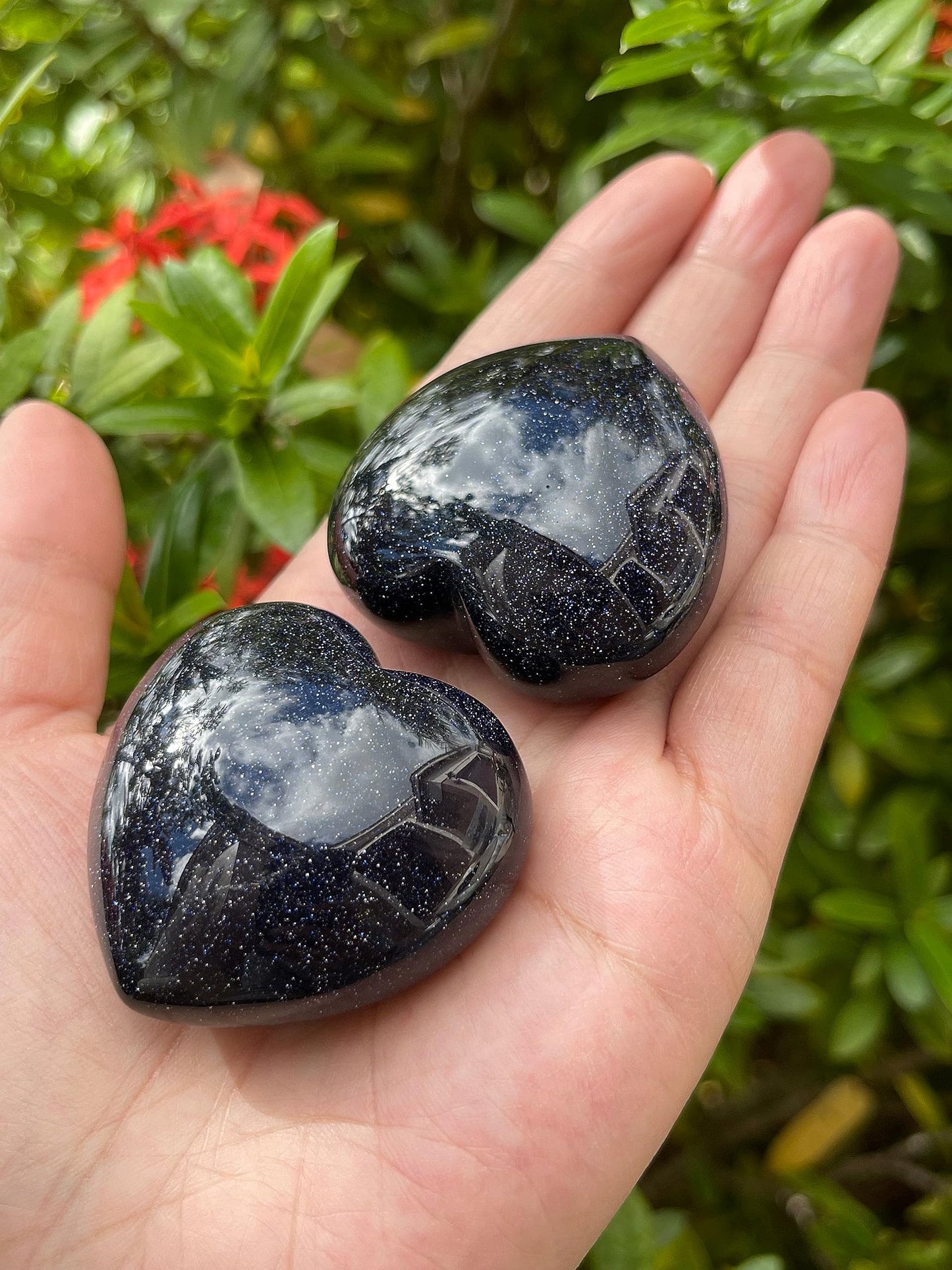 GAF TREASURES Blue Goldstone Gemstone Hearts, Polished Blue Goldstone Puffy Hearts, Blue Goldstone Crystal Palm Stone, Blue Goldstone Healing Crystal Hearts (1 Heart)