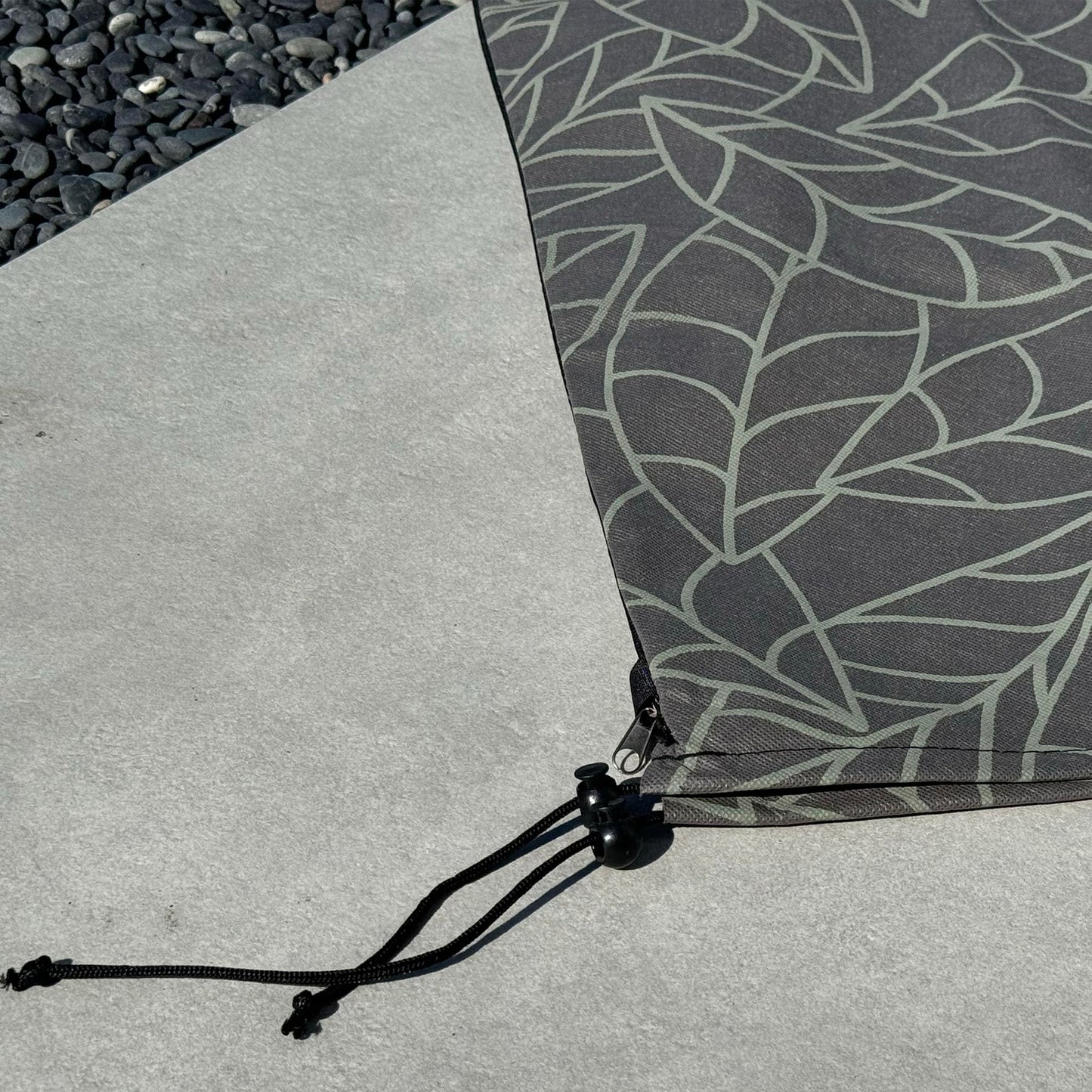 UB-STORE Plant Covers Freeze Protection 47"x71" in 2 Pack | Brown Winter Frost Blankets for Outdoor Plants | Reusable Garden Cover Bags with Zipper Drawstring | Cold Weather Shrub Protection Cloth
