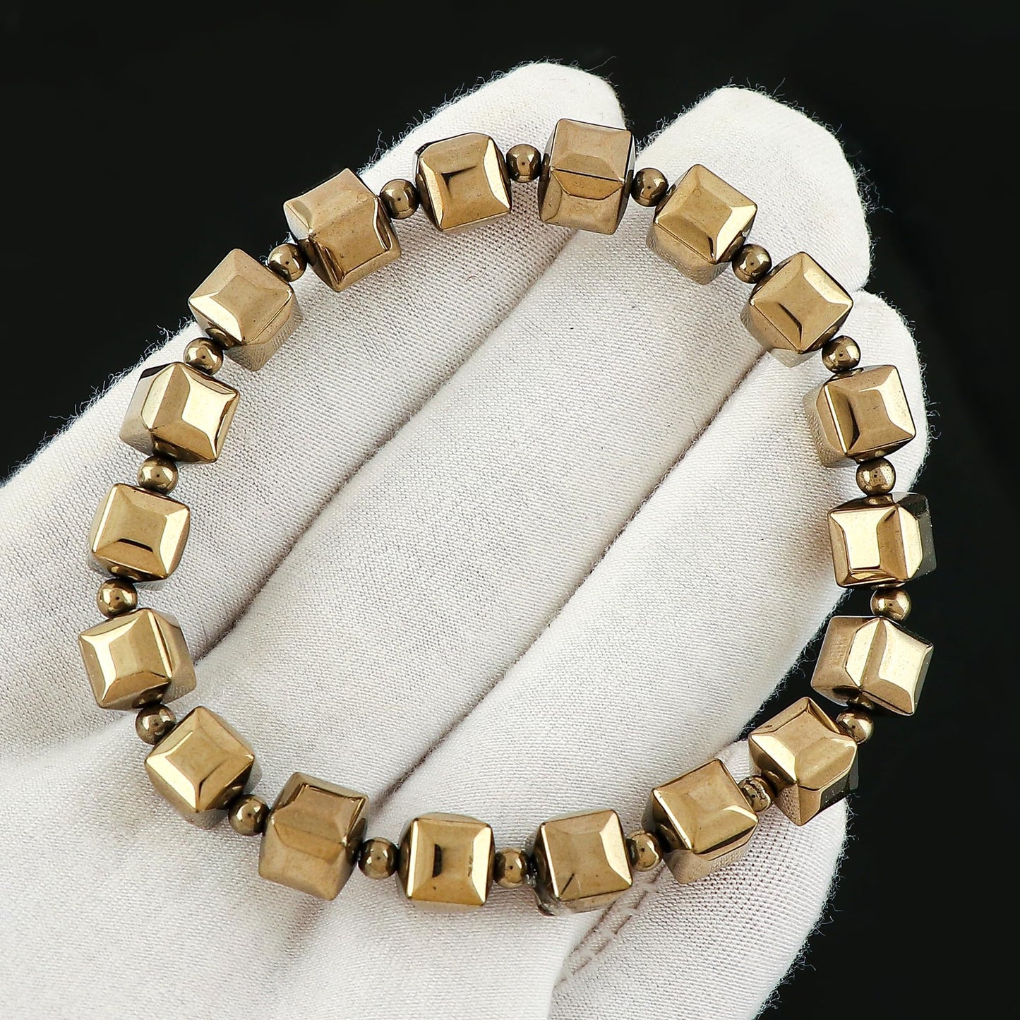 YASHEE Golden Hematite Beaded Crystals Bracelet, Anxitey Relief, Calming Bracelet, Chakra Energy Healing Gemstone, Stretchable Elastic Spiritual Unisex Bracelet, Yoga Crystals, Bohemian Jewelry, Healing Crystals Beads