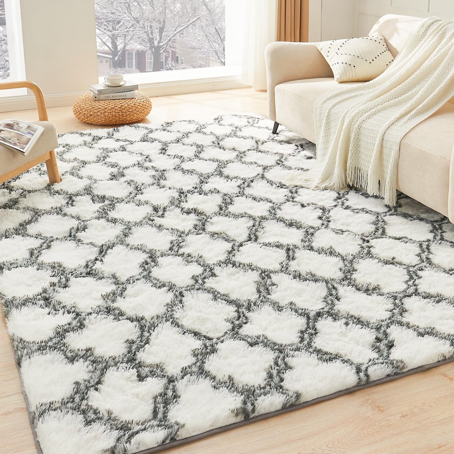 Litanika 4x6 Geometric Shag Area Rug for Bedroom, White and Grey High Pile Ultra Soft Plush Shaggy Furry Bedside Playroom Dorm Carpet, Non-Slip, Non-Shedding Indoor Floor Rug