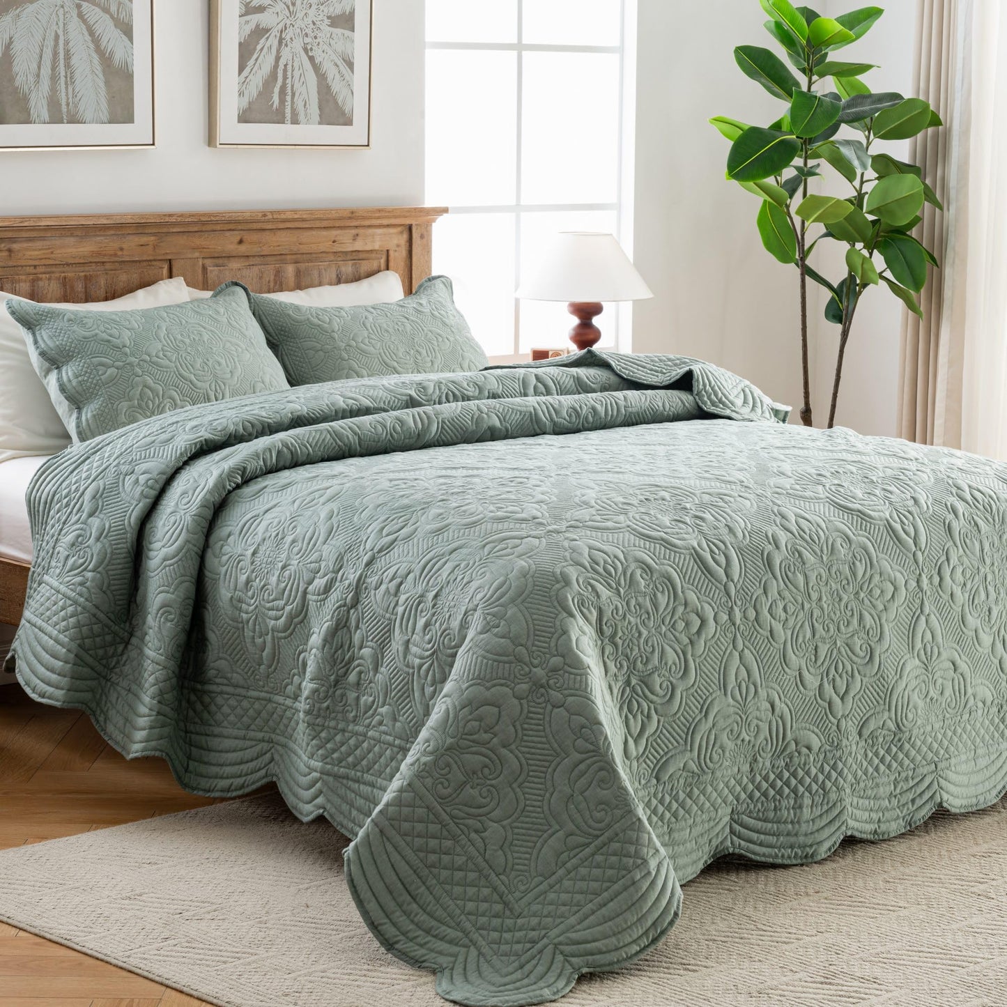 meadow park Embroidered Quilt Set Queen Size - 3 Pieces, Washed Cotton Blend Lightweight Bedspreads with Scallop Edges, Reversible Coverlets Bed Cover All Season Quilts-Green