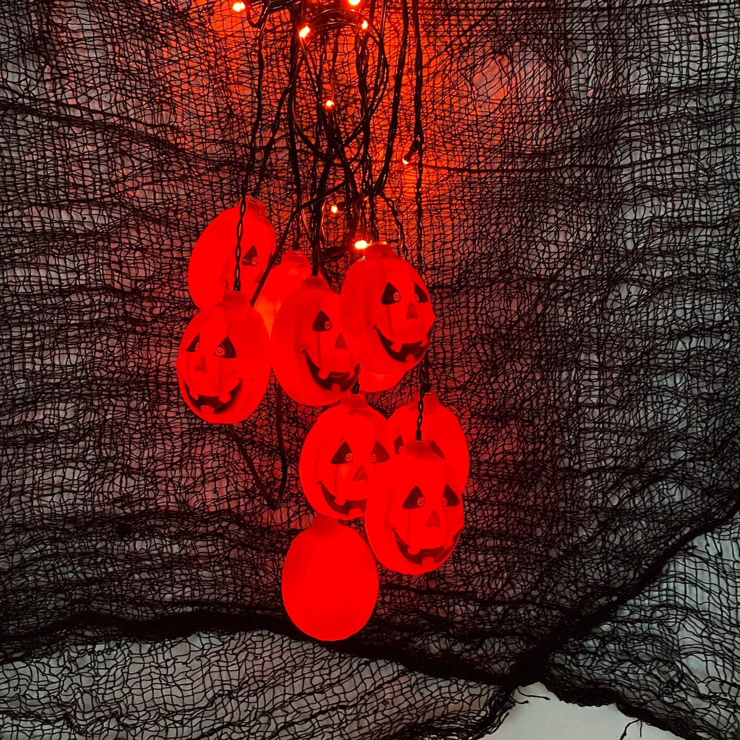 Taoushuleng 6FT 25LED Halloween Pumpkin String Lights, Icicle Light Strand with 10 Orange Jack O'Lantern, 8 Lighting Modes, Battery Operated, Indoor Outdoor Holiday Decoration