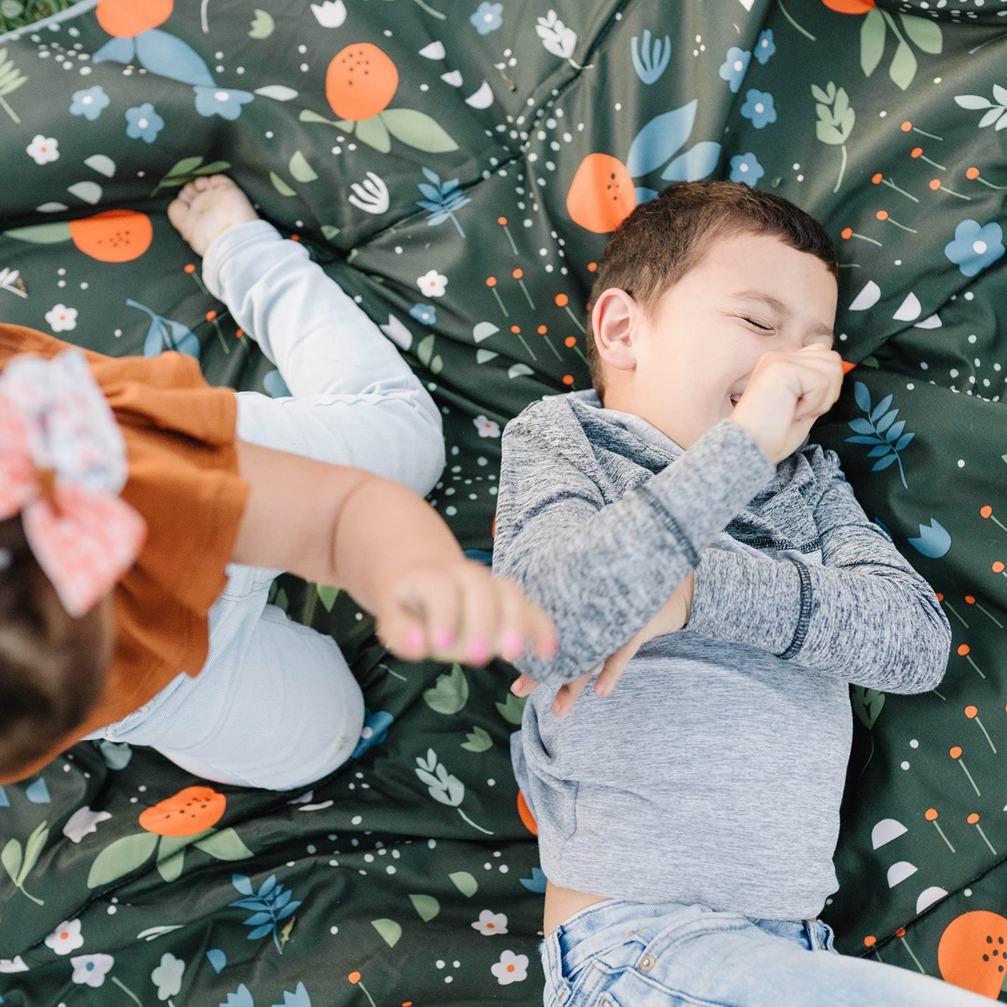 RED ROVR Large Indoor/Outdoor Adventure Blanket |for Parks, the Beach and Indoor activites |Compact with Shoulder Strap & Pocket (Orange Blossom)