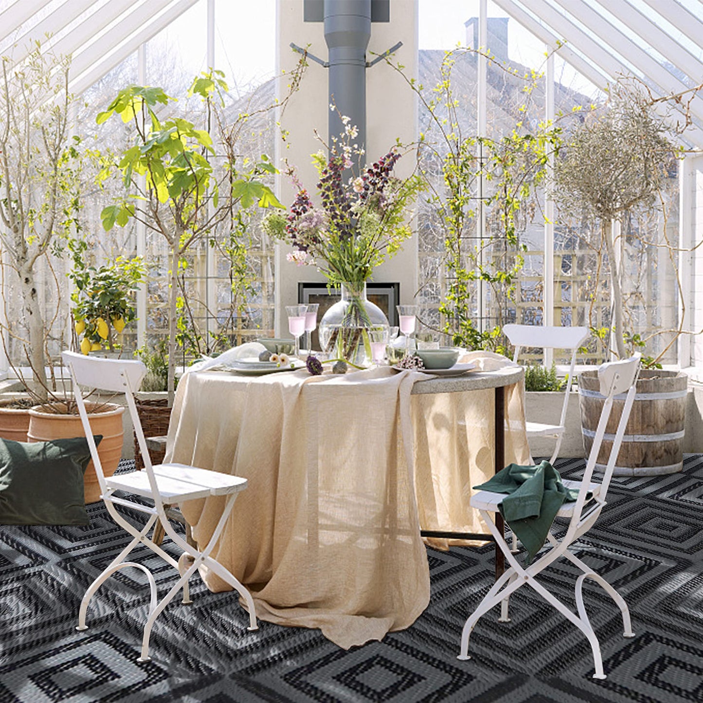 Ridota Reversible Mats, Patio Plastic Straw Modern Area Rug, Floor Mat for Outdoors, RV, Patio, Backyard, Deck, Picnic, Beach, Trailer, Camping (Diamond Black & Grey, 9' x 12')