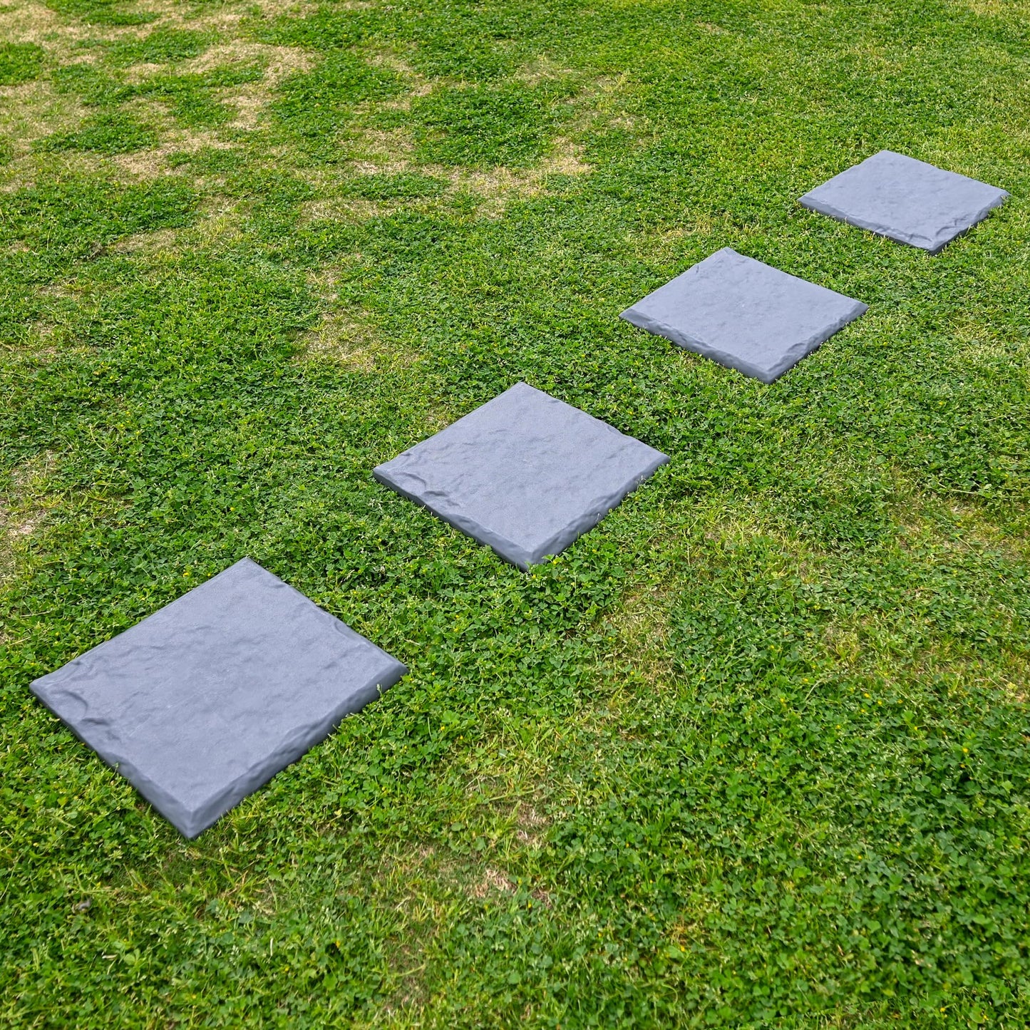 Garden Stepping Stones with Stakes – Set of 4, PP Walkway Pads, 15.5" x 15.5", Weather-Resistant, Easy Installation (4 Pcs, Gray)