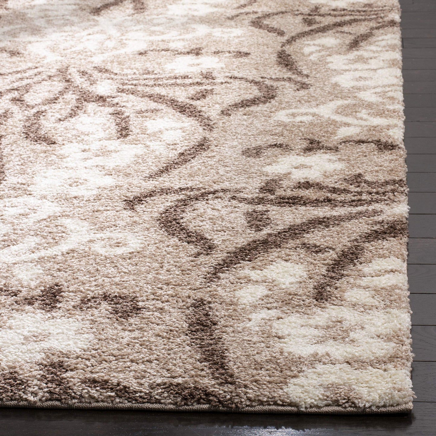 SAFAVIEH Florida Shag Collection Accent Rug - 3'3" x 5'3", Beige & Cream, Non-Shedding & Easy Care, 1.2-inch Thick Ideal for High Traffic Areas in Foyer, Living Room, Bedroom (SG457-1311)