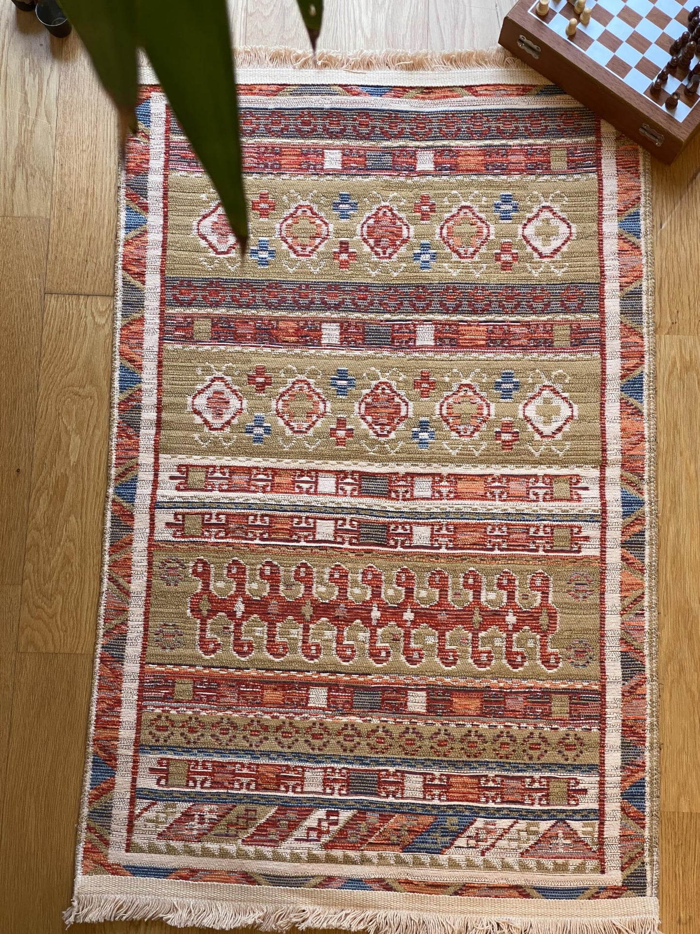 Secret Sea Collection: Modern Kilim Series Small Area Rug, Washable, Reversible, Cotton (2 x 3 feet, Worm Motif)