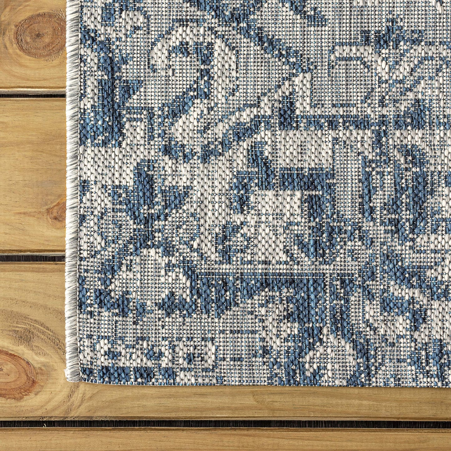JONATHAN Y Boho Medallion Indoor Outdoor Area Rug 5X8 Navy/Gray, Estrella Textured Weave for Backyard, Patio, Porch, Easy-Cleaning, High Traffic, Pet-Friendly, Non-Shedding (SMB105B-5)