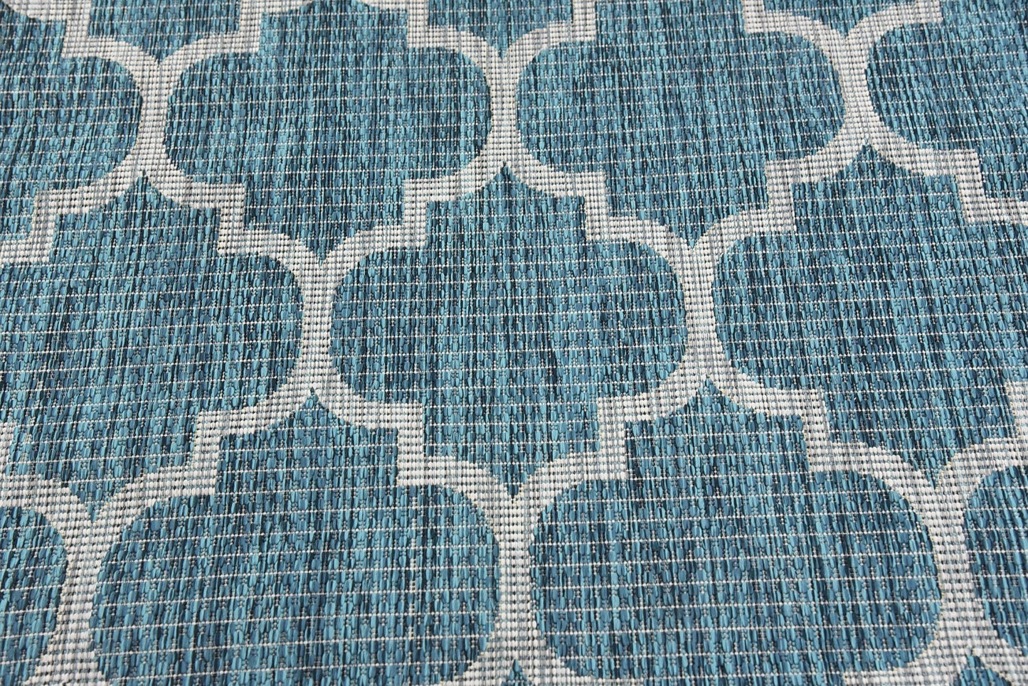 Unique Loom Outdoor Trellis Collection Area Rug (4' 1" x 6' 1" Rectangle, Teal/ Gray)