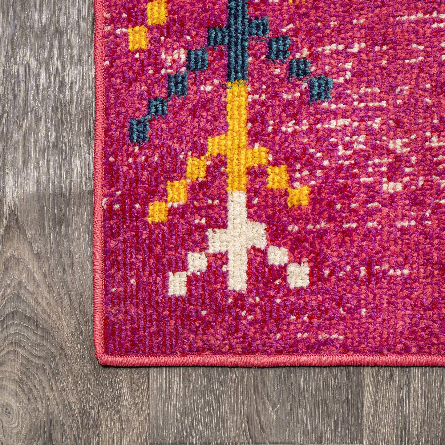 JONATHAN Y Tribal Love Geometric Pink/Multi Indoor Area Rug, 4x6, Bohemian, Casual, Easy-Cleaning for Living Room, Bedroom, Kitchen, Pet Friendly, Non-Shedding (MOH105B-4)