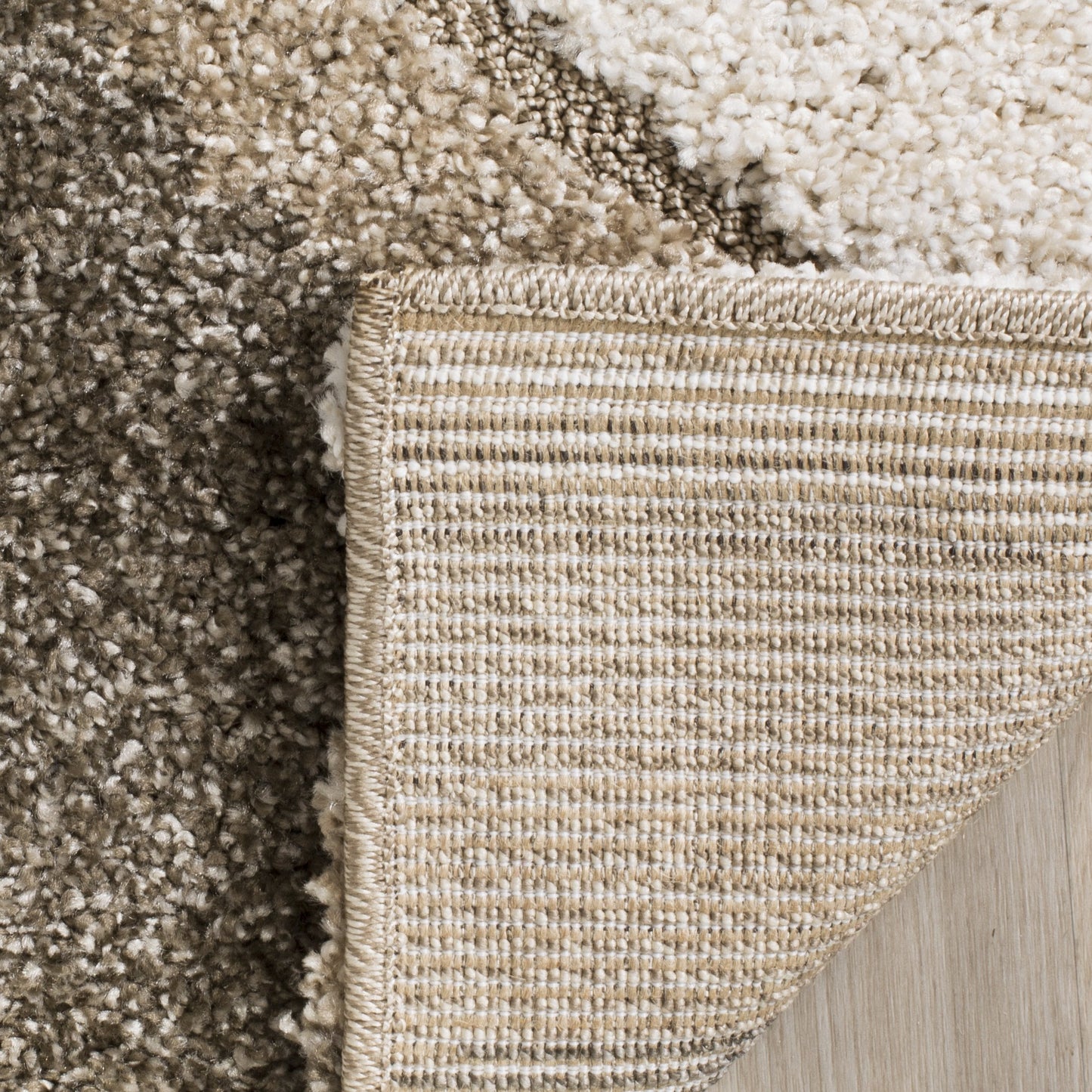 SAFAVIEH Florida Shag Collection Accent Rug - 3'3" x 5'3", Cream & Smoke, Modern Design, Non-Shedding & Easy Care, 1.2-inch Thick Ideal for High Traffic Areas in Foyer, Entryway, Bedroom (SG461-1179)