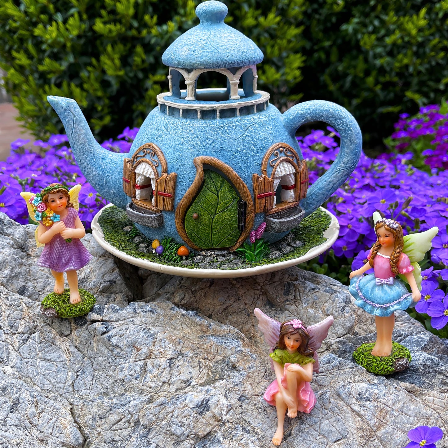Mood Lab Fairy Garden Figurines - Teapot House Set (4 pcs) - 7.1" H Miniature Decorative House & Accessories - Outdoor & Indoor Garden Decor