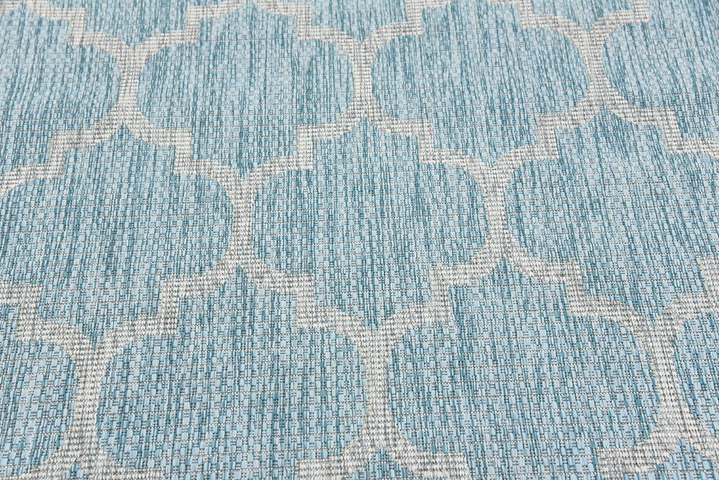 Unique Loom Outdoor Trellis Collection Area Rug (4' 1" x 6' 1" Rectangle, Aquamarine/ Gray)