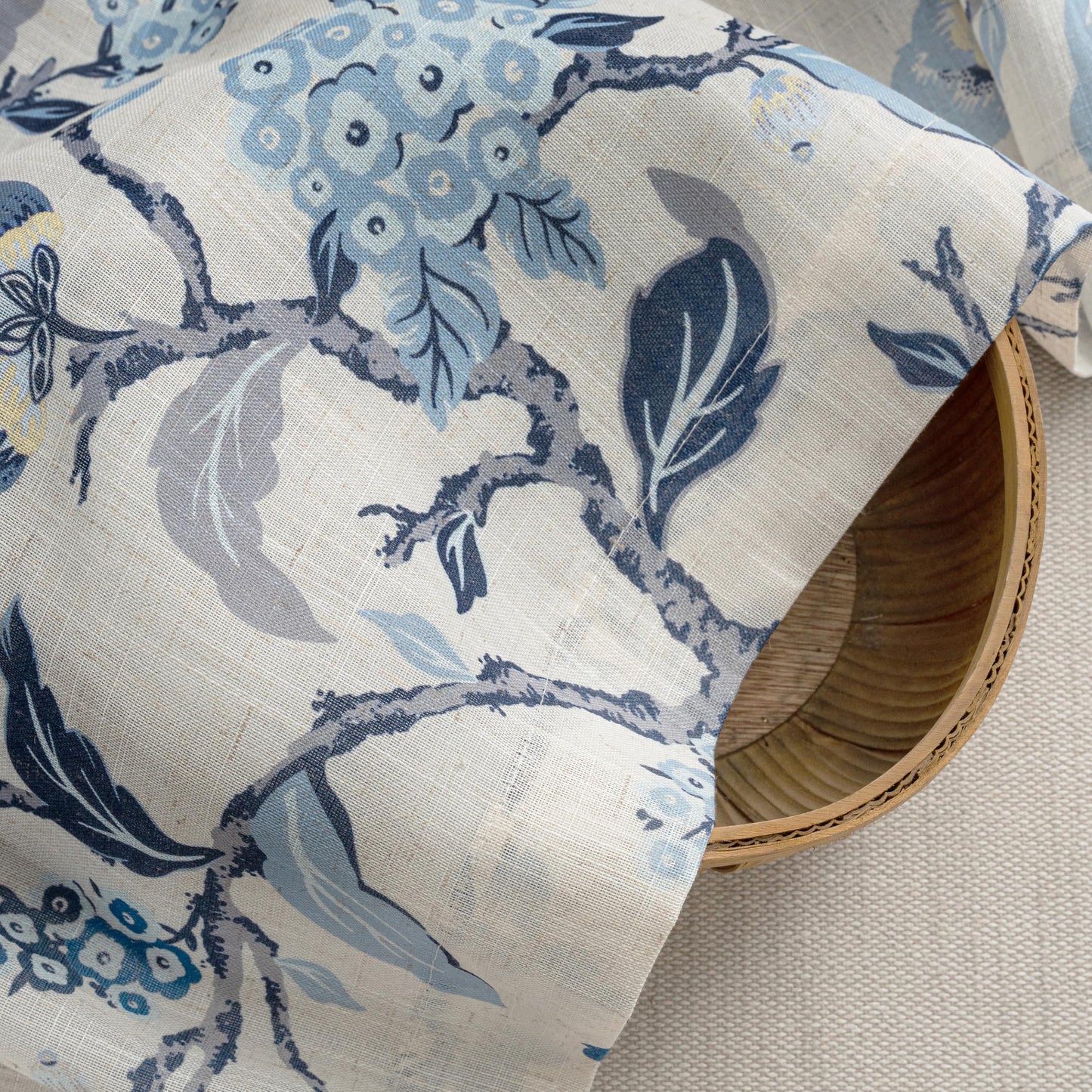 DriftAway Ada Botanical Print Lined Flower Leaf Thermal Insulated Linen Blend Window Valance Rod Pocket 52 Inch by 14 Inch Plus 1.75 Inch Header Navy 1 Pack