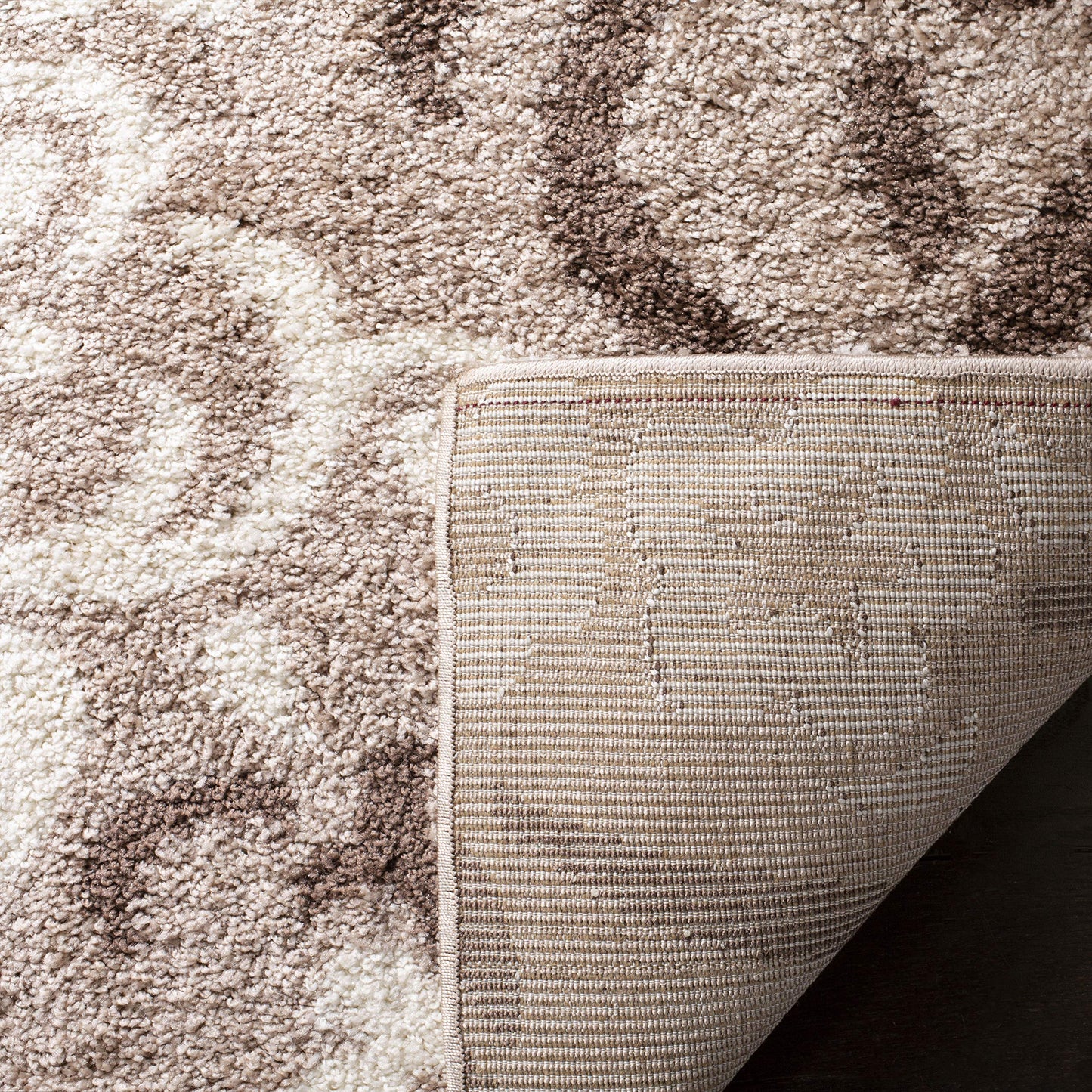 SAFAVIEH Florida Shag Collection Accent Rug - 3'3" x 5'3", Beige & Cream, Non-Shedding & Easy Care, 1.2-inch Thick Ideal for High Traffic Areas in Foyer, Living Room, Bedroom (SG457-1311)