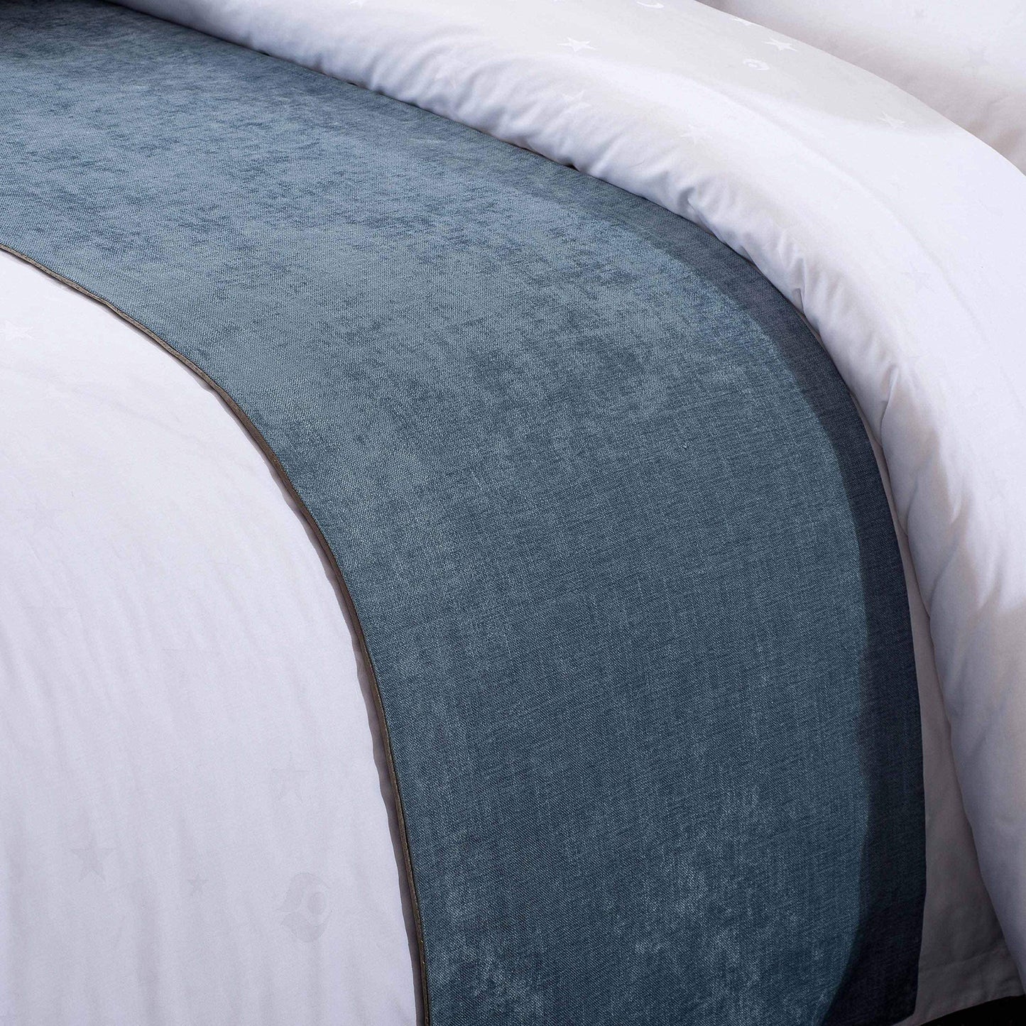 OSVINO Chenille Bed Runner Solid Breathable Modern Bedding Scarf Protection for Bedroom Hotel, Blue 180X50cm for 120cm Bed